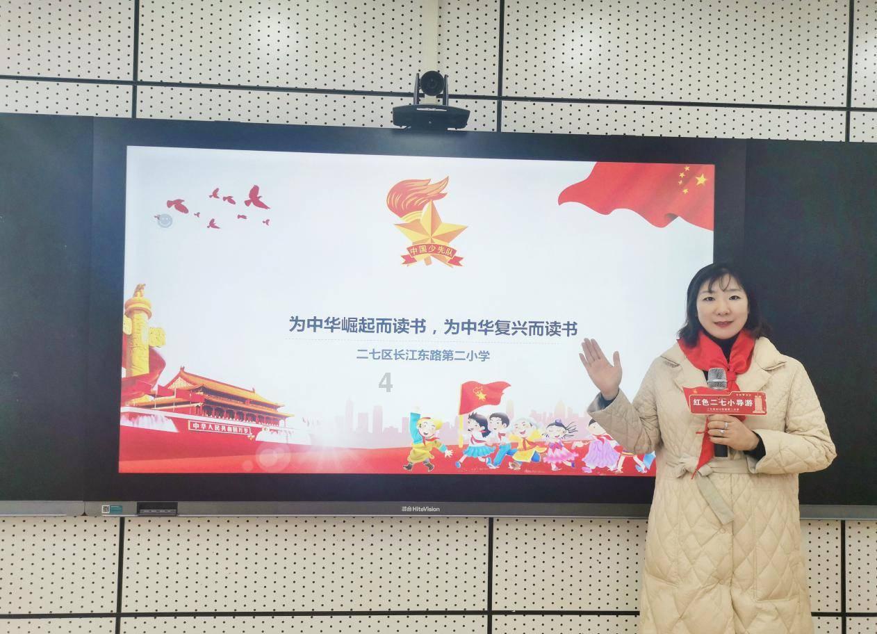 他领奖前夜父母惨遭杀害，含泪唱完歌退出乐坛后，如今的他怎样了